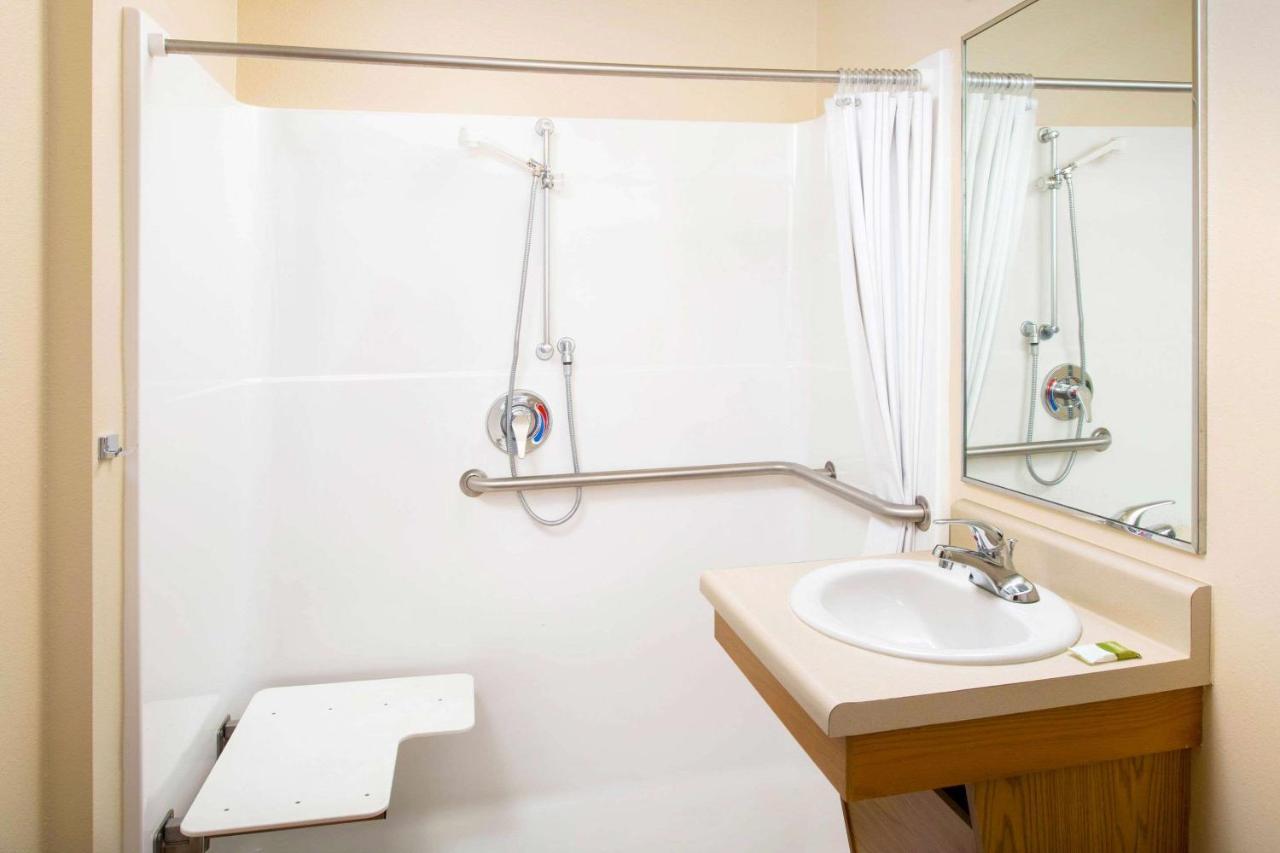 Woodspring Suites Akron Portage Lakes Εξωτερικό φωτογραφία